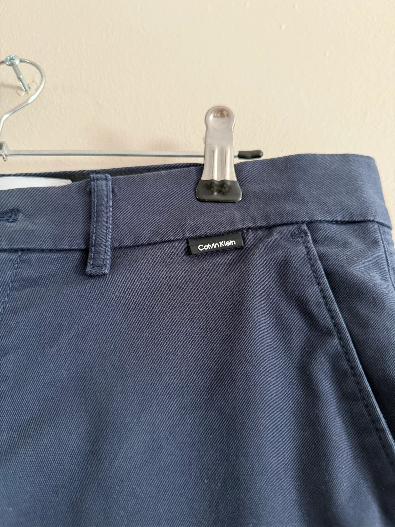 Short Chino homme Calvin Klein élégant - Slim Fit - W31 - état impeccable – photo 4